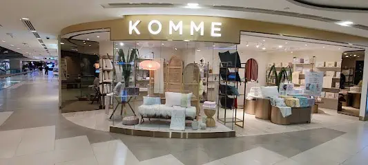 المولات والمراكز التجارية في سنغافورة