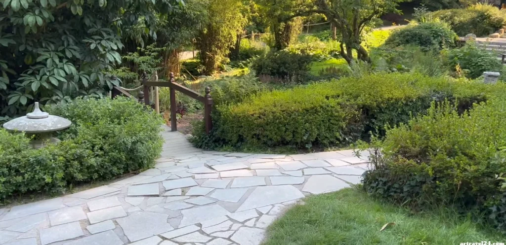 زيارة الحدائق الوطنية والمناطق الطبيعية